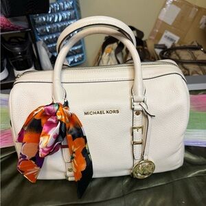 Michael Kors Pebbled Leather Satchel / Boston Bag – Cream